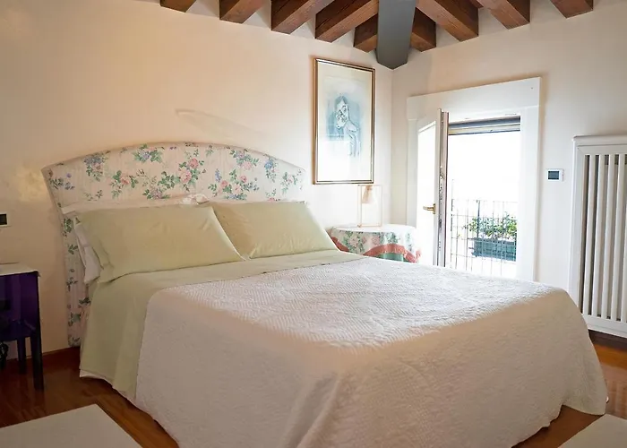 Apartman Mini Deluxe Isola Di Mezzo